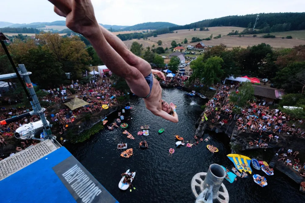 Budějckého bazénu bychom si měli vážit, říká exrémní skokan Bílý před Highjumpem