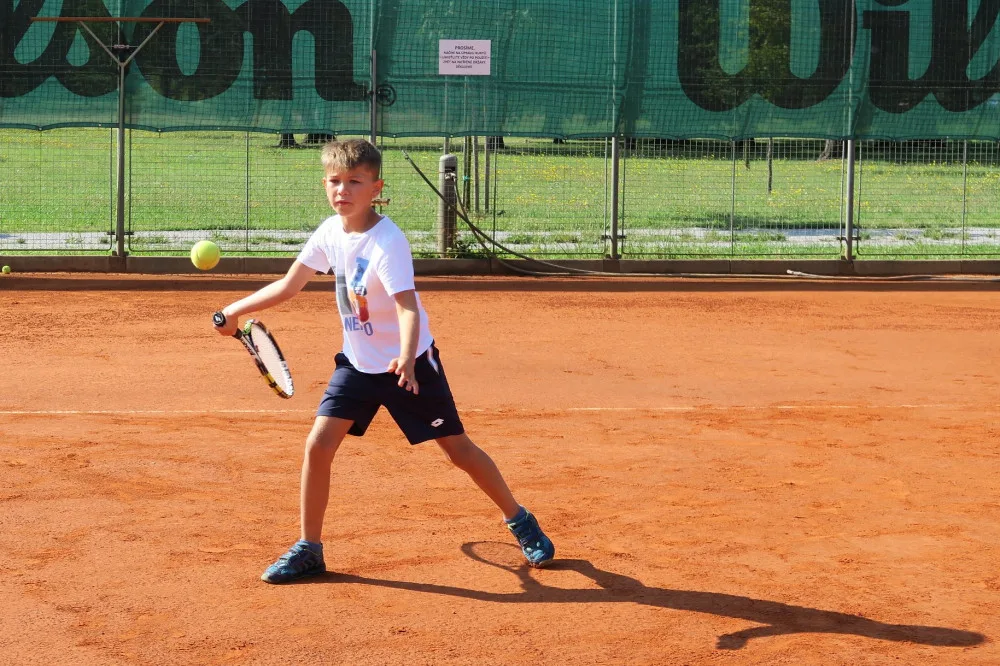 Budějcký tenisový klub LTC Tonstav – Service pořádá 3. září od 17 hodin nábor pro nejmenší zájemce.