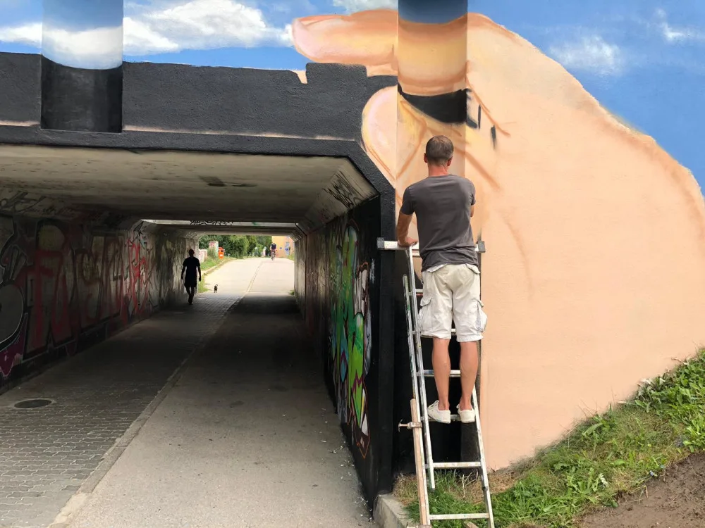Na podchodu kluci aktuálně pracují.