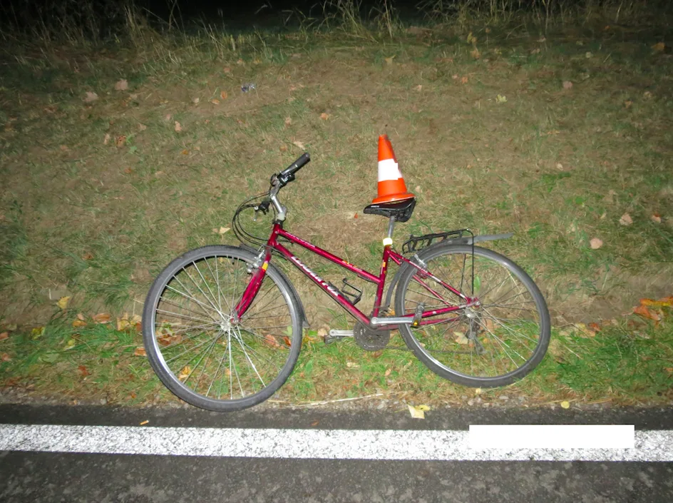 Cyklista se vážně zranil při pádu z kola, měl tři promile