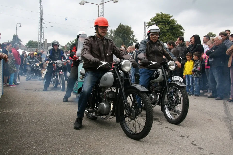 Strakonická ČZ slaví sto let, představila přes 600 motocyklů