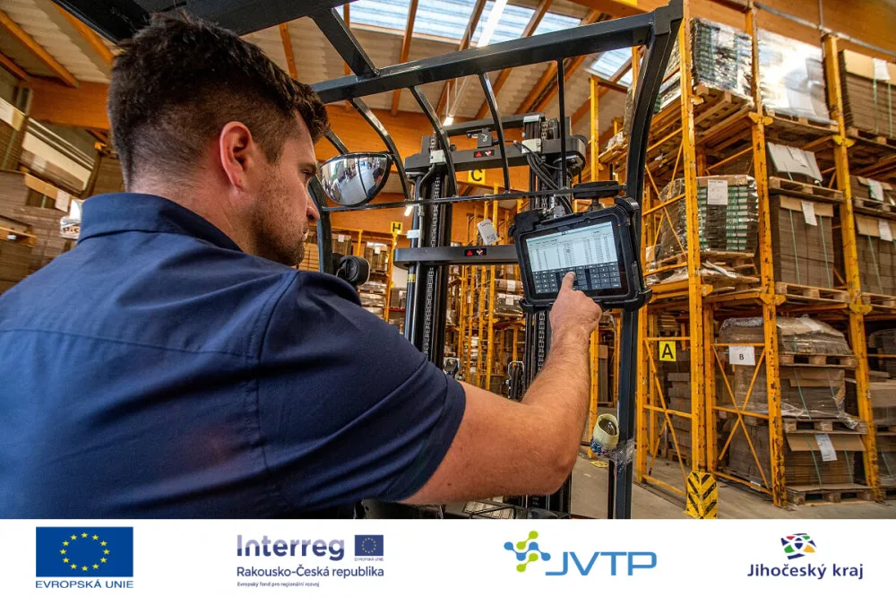 Inspirujte se od firem v regionu. Staňte se součástí digitálního hubu a získejte informační podporu
