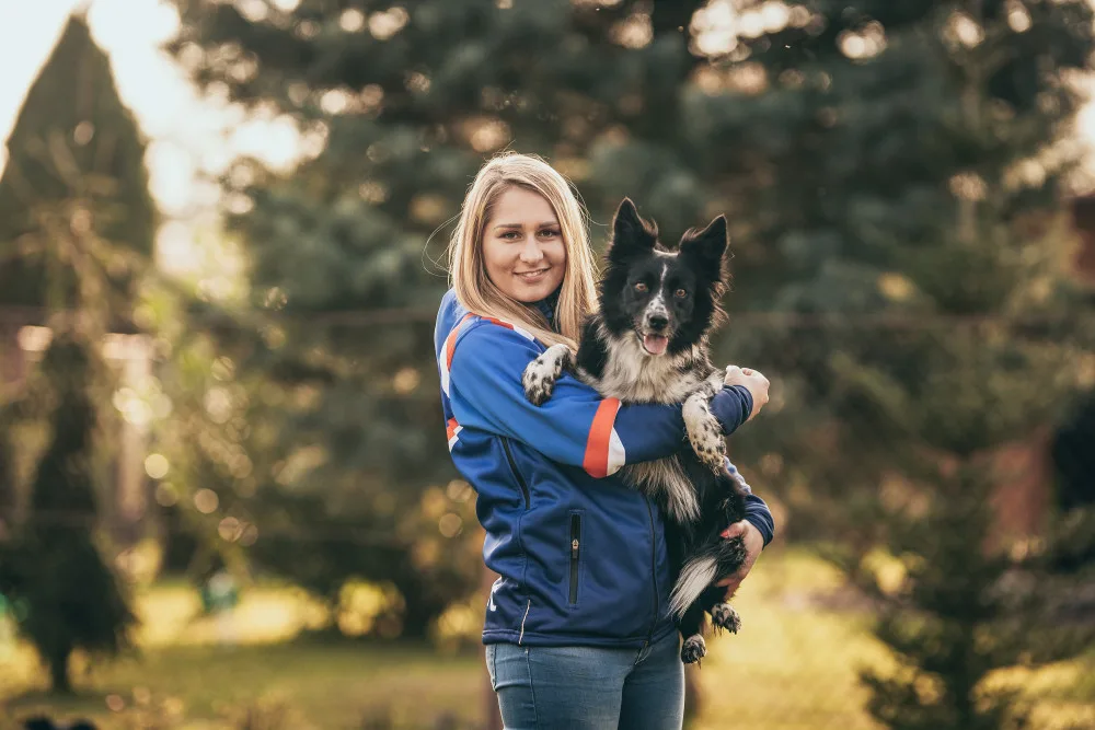 Eliška Brabcová s fenkou Lay.