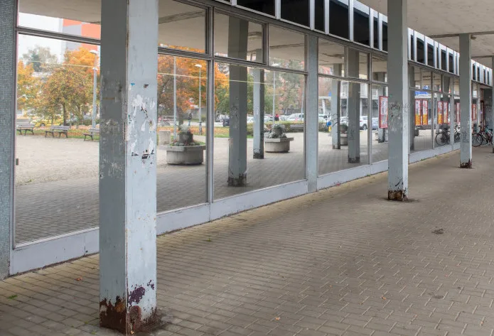 Město odstraní přístřešky na Šumavě. Jsou v havarijním stavu