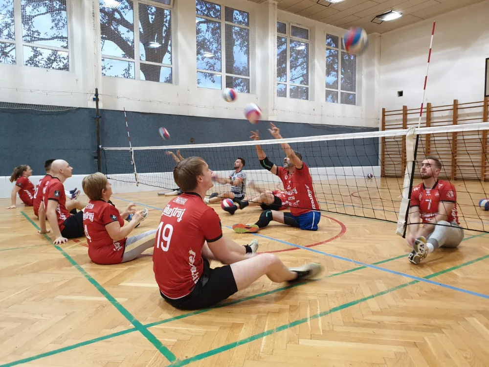 Sedící volejbalisté nově pod křídly Jihostroje