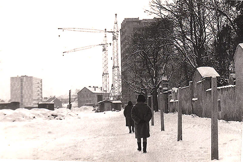 106 - u staroměstského hřbitova v r.1970zk3