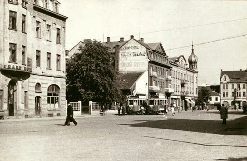 Nadrazni hneda