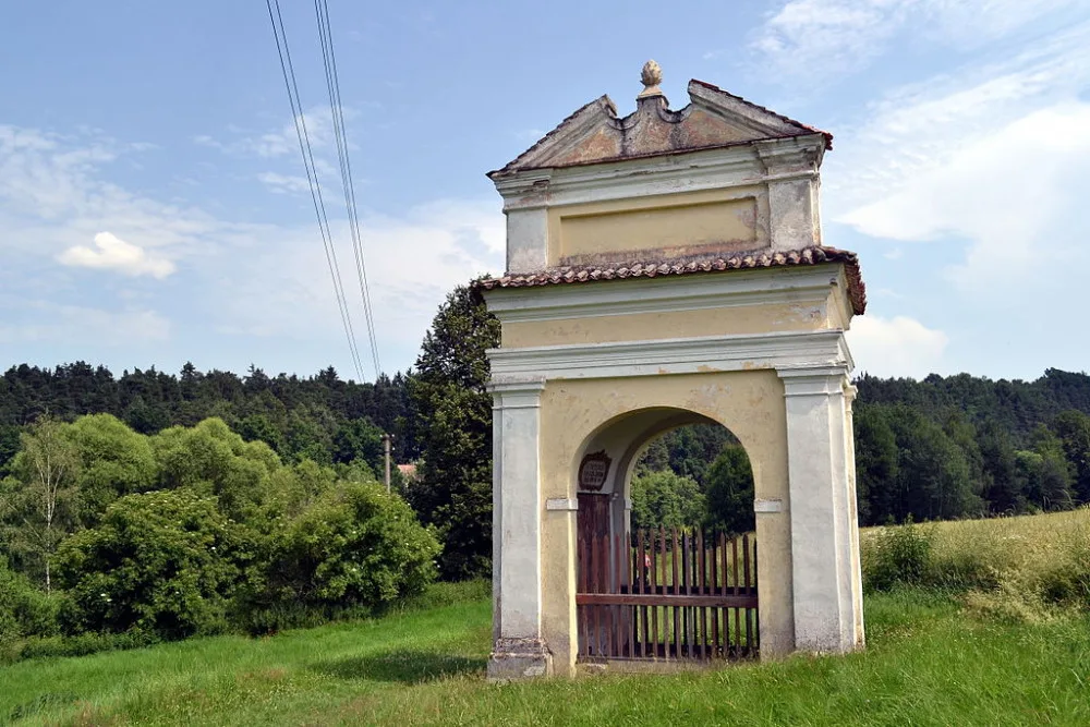 1024px-Římov,_12._zastavení_křížové_cesty