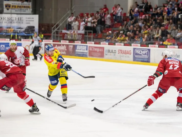 Motor po přestřelce poprvé v nadstavbě porazil Slavii