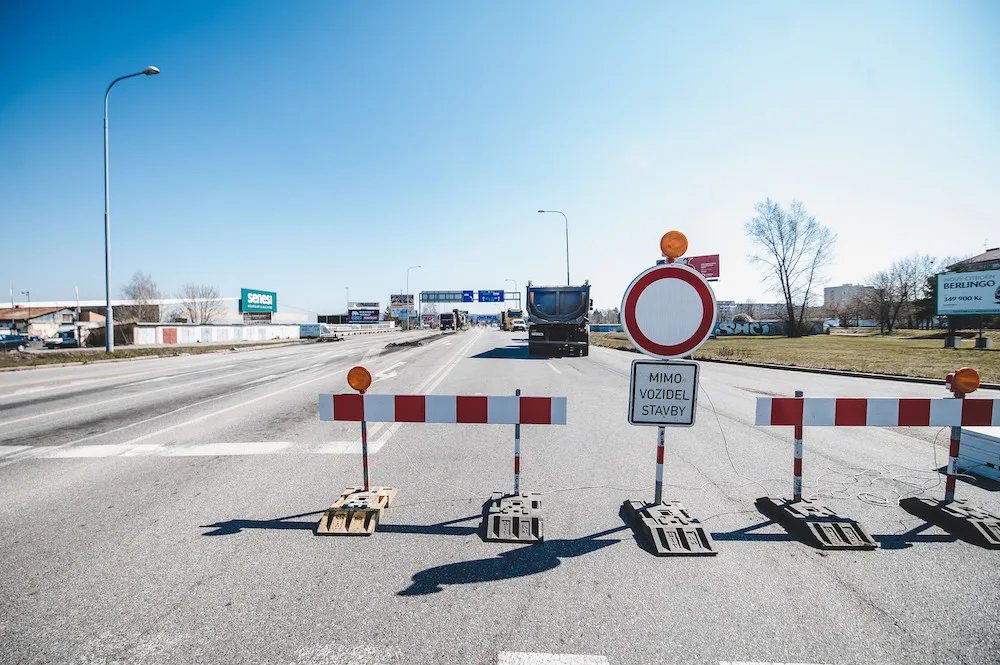 Most přes Dobrovodskou stoku čeká oprava. Řidiči musí počítat s omezením