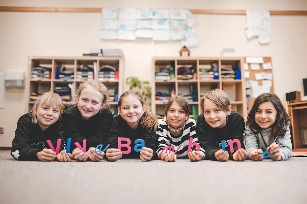 Viva Bambini, škola, která věří v potenciál každého dítěte, přijímá žádosti o přijetí k povinné školní docházce