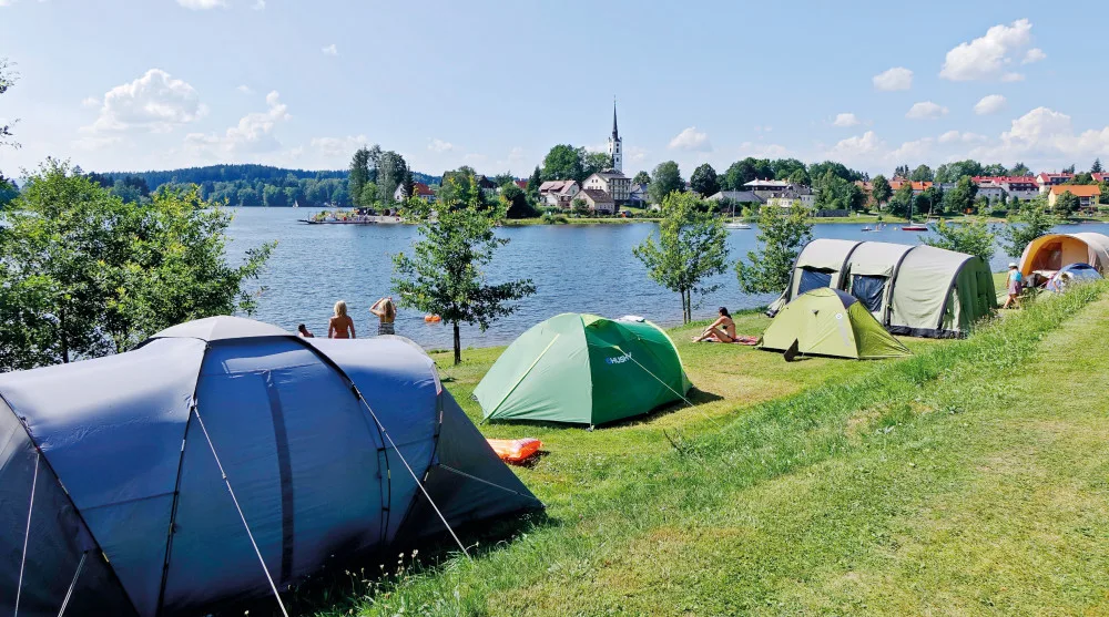 V okolí Lipna chybí turisté, restaurace zatím neotvírají