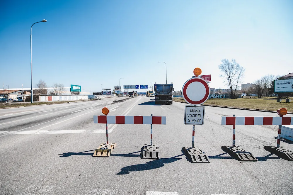 Část Nádražní ulice se kvůli rekonstrukci mostu opět uzavře. O termínu rozhodne počasí
