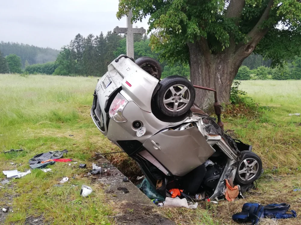 Na Táborsku se stala tragická dopravní nehoda, na místě zemřel starší řidič