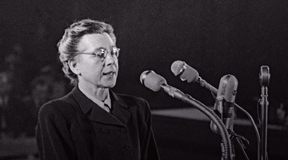 Poslední dopis Milady Horákové si budou moct lidé přečíst na fasádě Malého divadla