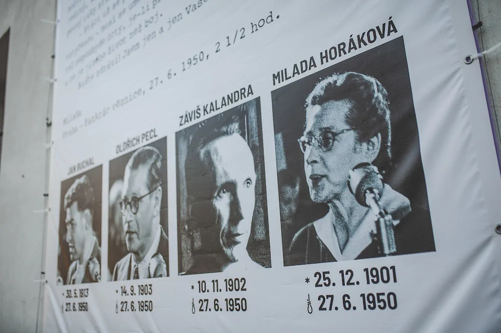 Milada Horáková nebyla jen pasivní obětí komunistického režimu, byla jeho aktivním odpůrcem, říká Jan Synek