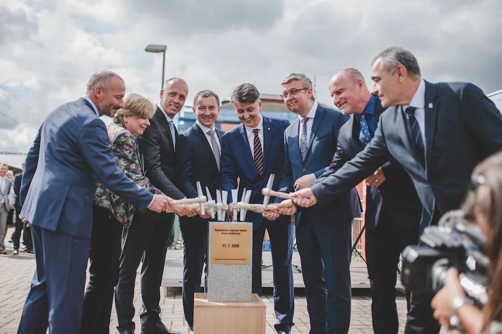 Rekonstrukce vlakového nádraží oficiálně začala. Práce vyjdou na více než 650 milionů korun