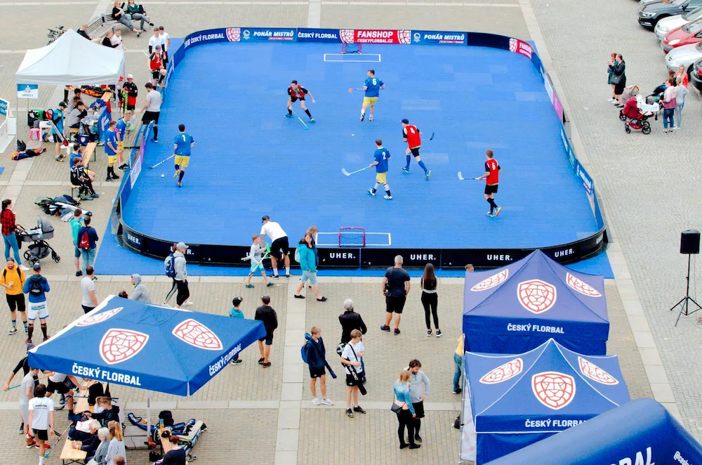 Náměstí v sobotu oživí Street Floorball League, celkem nastoupí 24 týmů