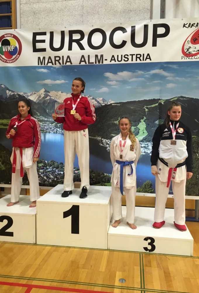 Závodníci TJ Karate České Budějovice zaváleli v Rakousku! V disciplíně Kumite obsadili druhé místo