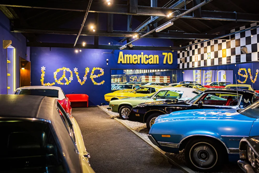 Muzeu veteránů v Nové Bystřici nabídne Ford Mustang Sportsroof z roku 1971 nebo první generace Chevroletu