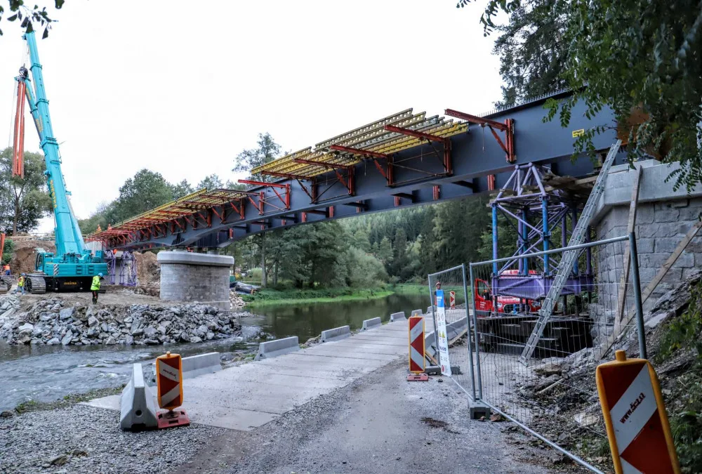 Správa železnic hledá zhotovitele nového mostu na Písecku. Stát má 450 milionů