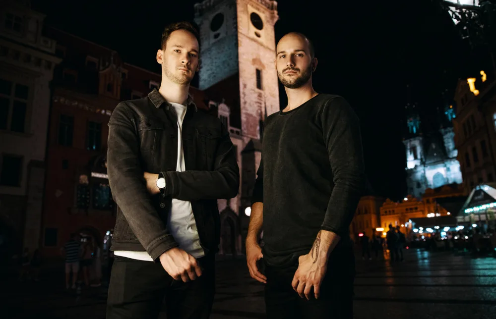 Zleva Martin Klesnil, Patrik Fiala_3