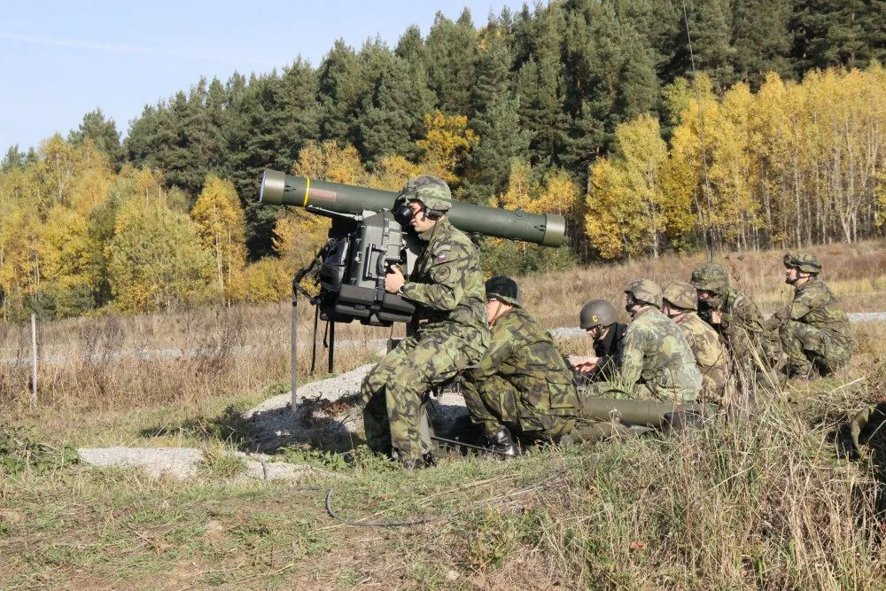 Strakoničtí vojáci měli možnost se s protiletadlovými komplety RBS-70NG seznámit již během vojskových zkoušek terminálu palebného prvku NG v říjnu v roce 2015