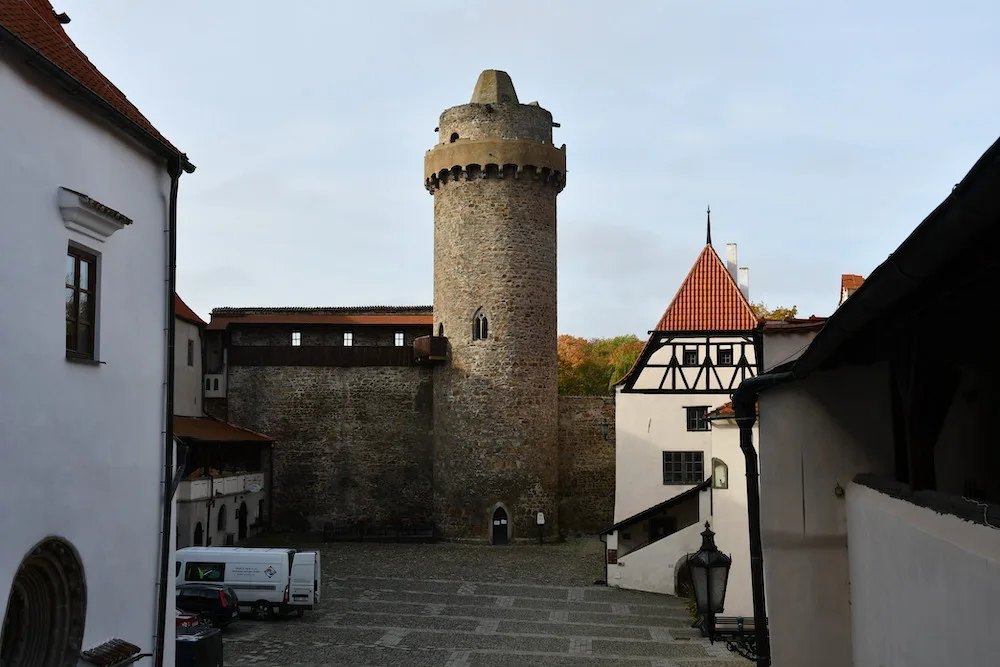Rekonstrukce strakonického hradu finišuje. Hotovo má být v prosinci