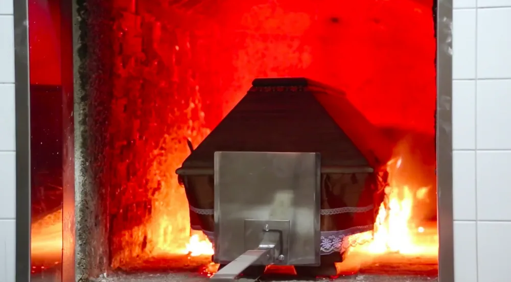Českobudějovické krematorium přešlo na provoz na tři směny. Zvýšil se i počet obřadů