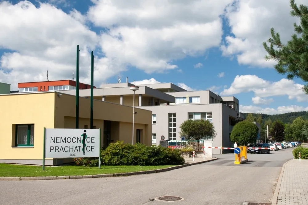 Prachatická nemocnice znovu otevírá lůžkovou část dětského oddělení a porodnici
