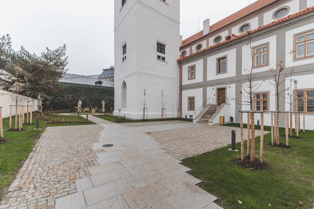 V budějckém klášteře skončila největší obnova od roku 1723. Zahrada se má víc otevřít lidem