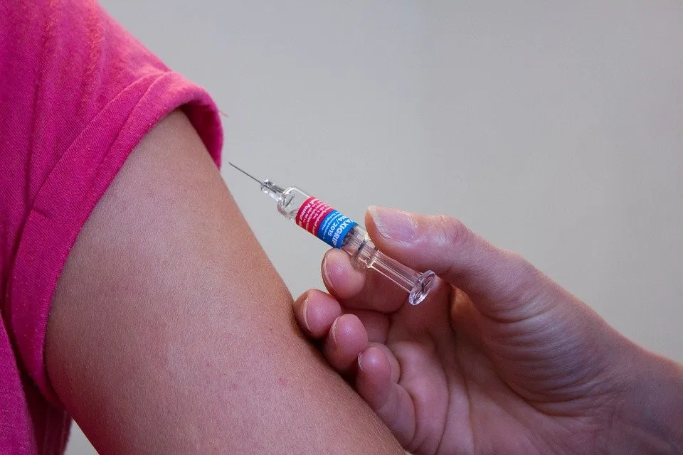 Krumlovský soudu zrušil předběžné opatření. Zraněná dívka bez tetanovky do nemocnice nemusí