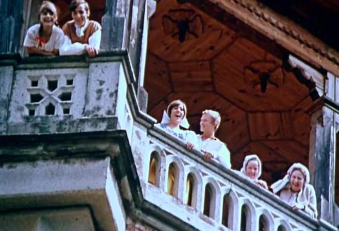 Šíleně smutná princezna na jihu Čech. Filmaře tehdy zaujal zámek Blatná.