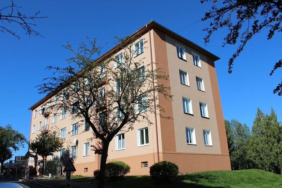 Město mění pravidla pro přidělování bytů. Ruší pořadník žádostí