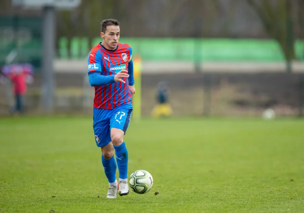 Dynamo posílí chorvatský záložník Marko Alvir. Před lety sbíral zkušenosti v rezervě Atlética Madrid.