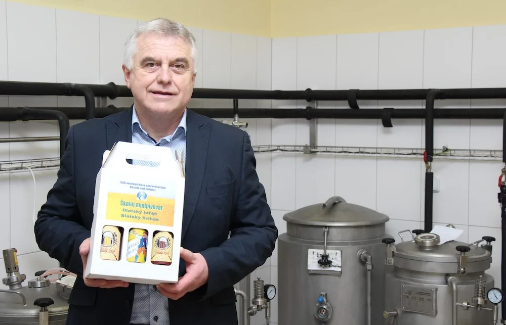 Ve Veselí nad Lužnicí je střední škola, která má mimo jiné vlastní minipivovar či minimlékárnu. Zve na on-line Den otevřených dveří