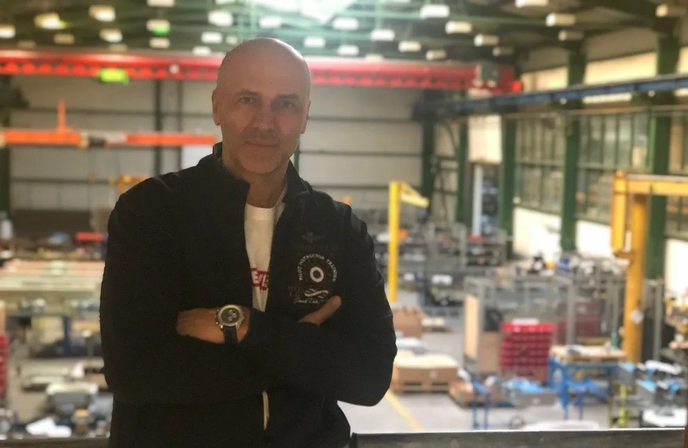 Z dělníka majitelem. Střední škola ve Velešíně mě naučila vše, co mi pomohlo ke koupi strojírenské firmy, ve které jsem pracoval, říká absolvent František Šnedorfer, zdroj: archiv F. Šnedorfera