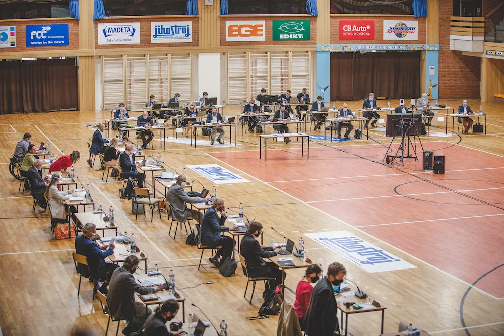 Zastupitelstvo zrušilo výbor pro IT. Členové se od října nesešli, předseda dostával desítky tisíc měsíčně
