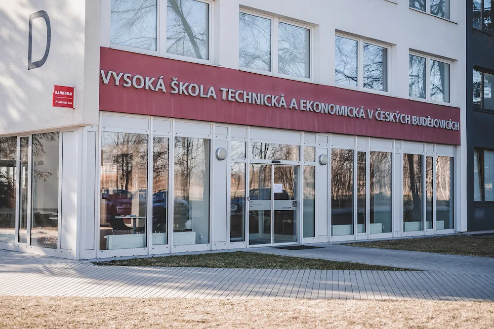 VŠTE si lze ve čtvrtek prohlédnout přes YouTube kanál
