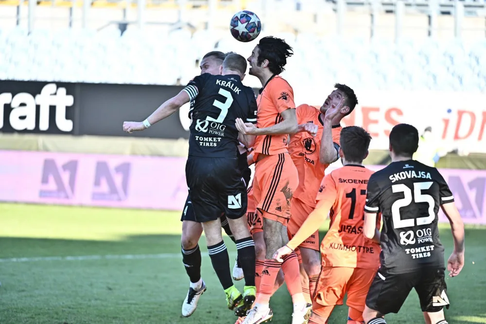 Bláznivý závěr. Dynamo ztratilo utkání s Boleslaví v závěru, doma padlo podruhé v řadě