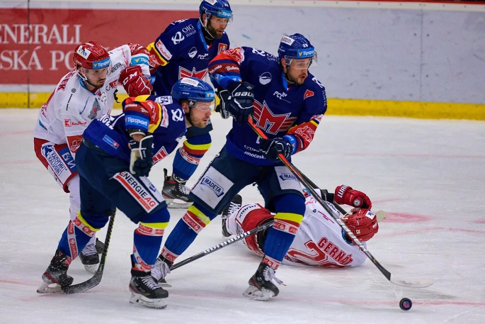 K poslednímu utkání Motoru v letošním ročníku extraligy přicestoval Třinec.
