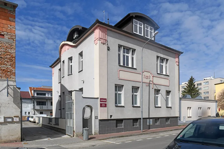 České Budějovice objektivem Milana Bindera a perem Martina Maršíka: Tužky s čtyřlístkem