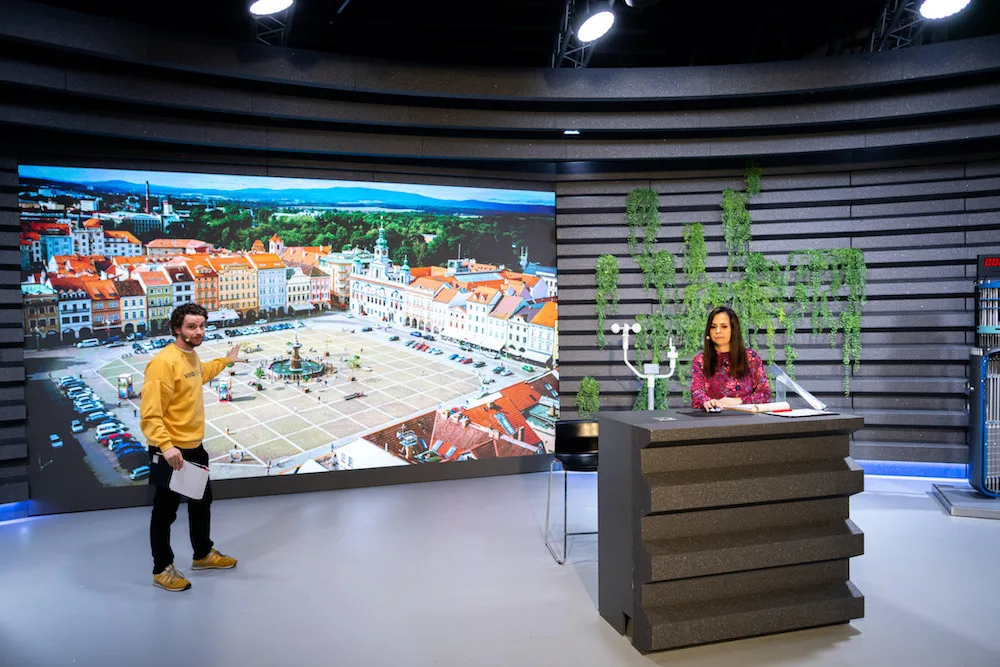 Z domova až k jadernému reaktoru. ČEZ spustil pro školy unikátní virtuální studio
