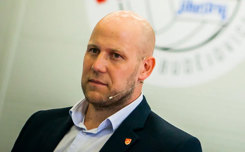 S fanoušky na tribunách bychom měli zlaté medaile na krku, je přesvědčen manažer Jihostroje