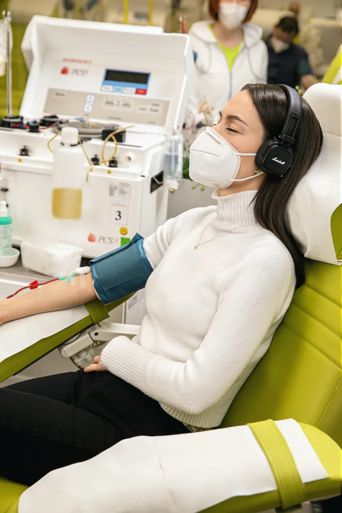 Na Pražské třídě otevírá nové odběrové centrum Cara Plasma. Přináší profesionální zdravotní péči a odměny pro pravidelné dárce