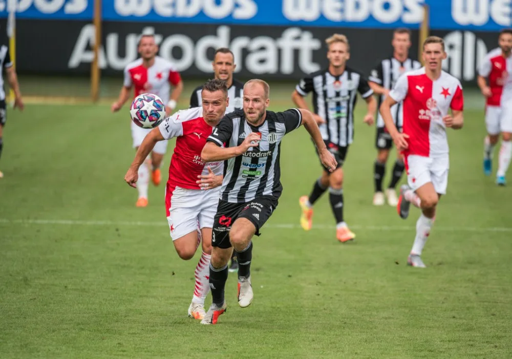 Sezonu zakončilo Dynamo těsnou porážkou na Slavii