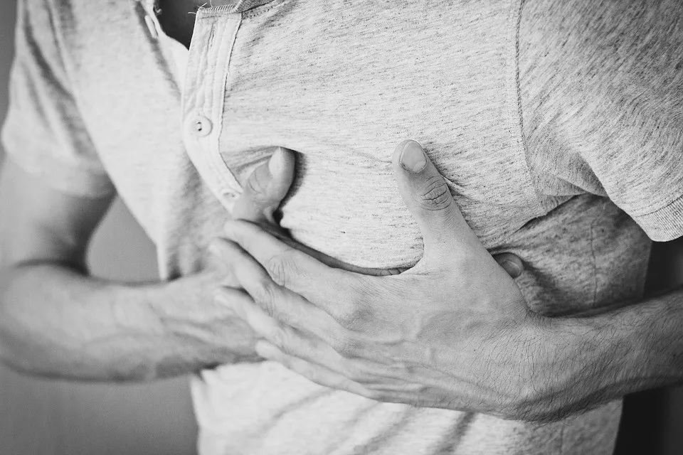 Covid zastínil infarkty, lékaři přišli o pětinu pacientů