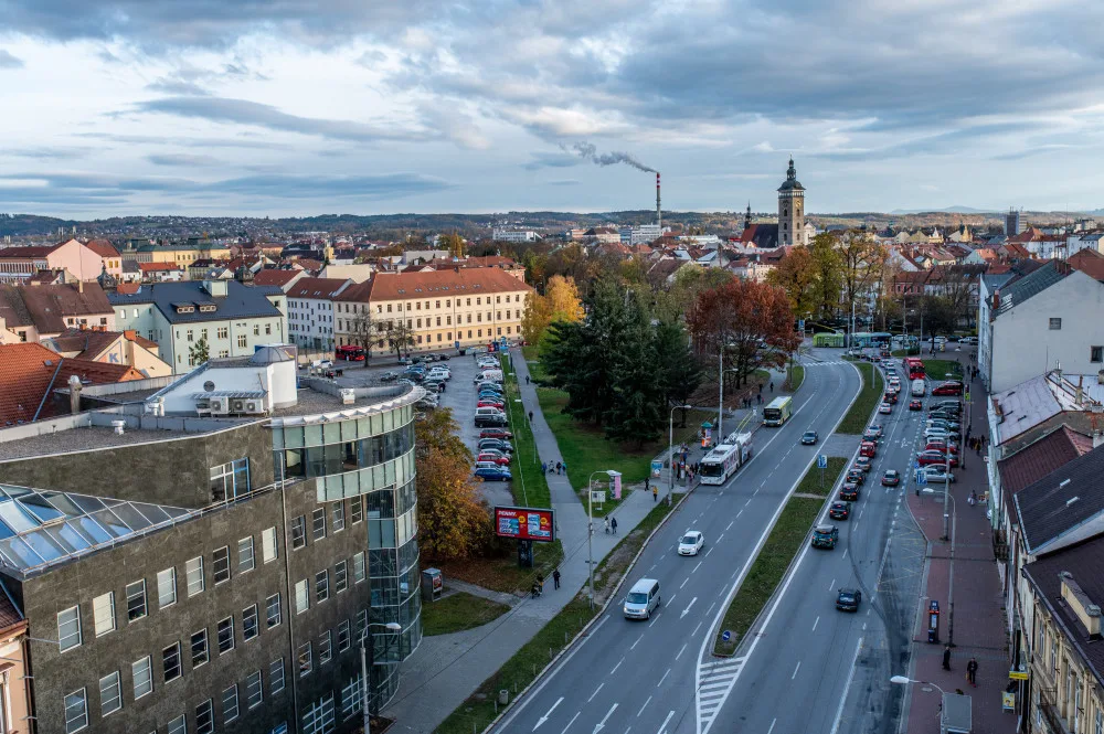 Modernizace na Mariánském náměstí. Město přes léto upraví přestupní zastávku
