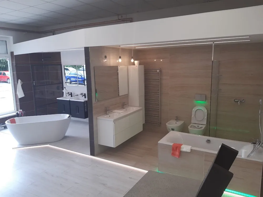 Jak vypadá ideální koupelna? Zjistíte na nové pobočce koupelnových center DPK Woodcote