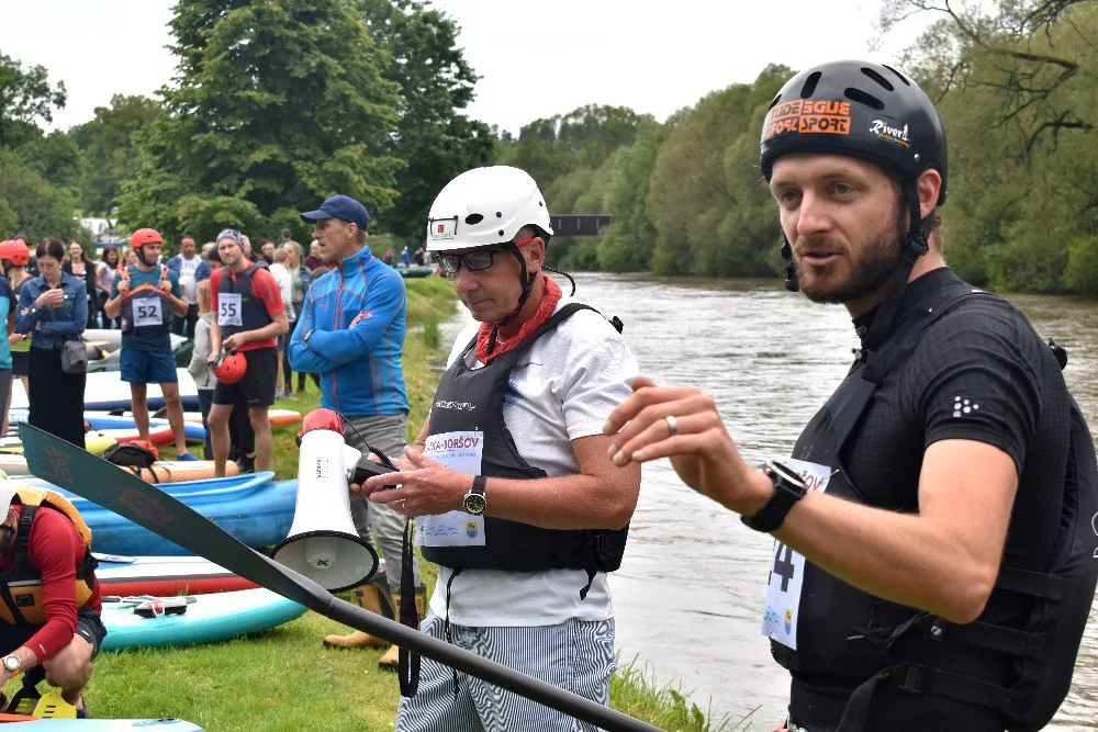 Boršov sportuje: Zlatka – Boršov závod na paddleboardech a Boršovský masakr střelba ze vzduchovek. To vše 19. června v obci na Vltavě